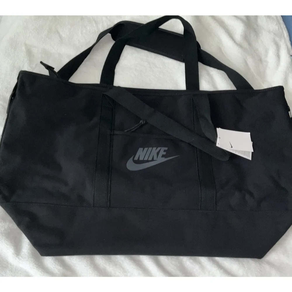 Nike Utility Sportswear Gym Beach Travel Duffel Tote Bag PB0362-010 Vinyl Inside